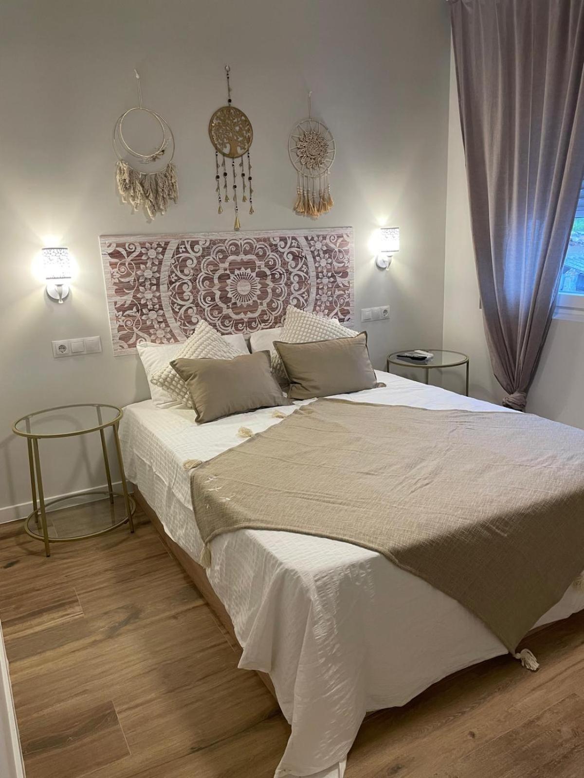 La Sonrisa De Niki Guest House Torrejon de Velasco Eksteriør bilde